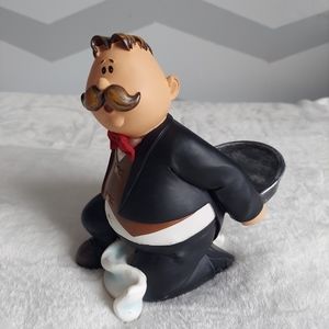 Ebros bottles holder art